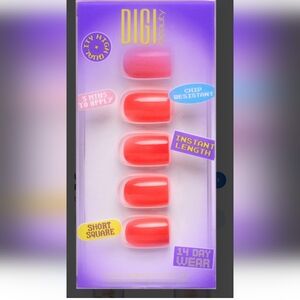 Digi by Glamnetic press on nails It's fire red short square new